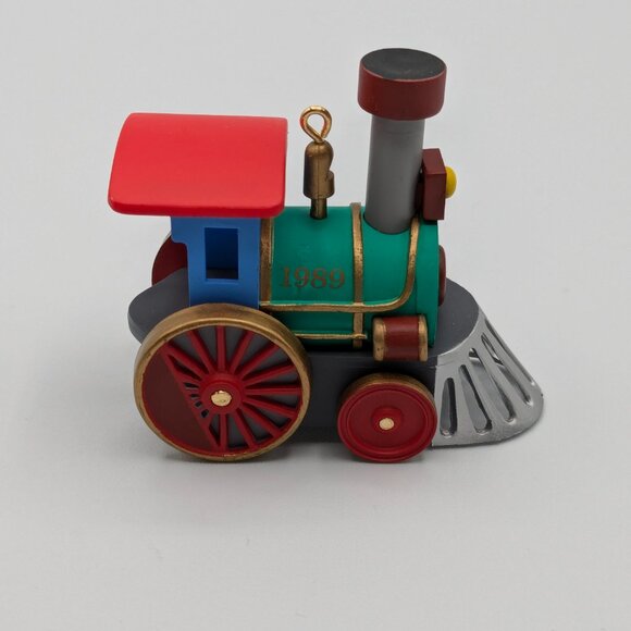 Hallmark Keepsake The Ornament Express 1989, Set of Three Handcrafted Ornaments - Picture 3 of 15